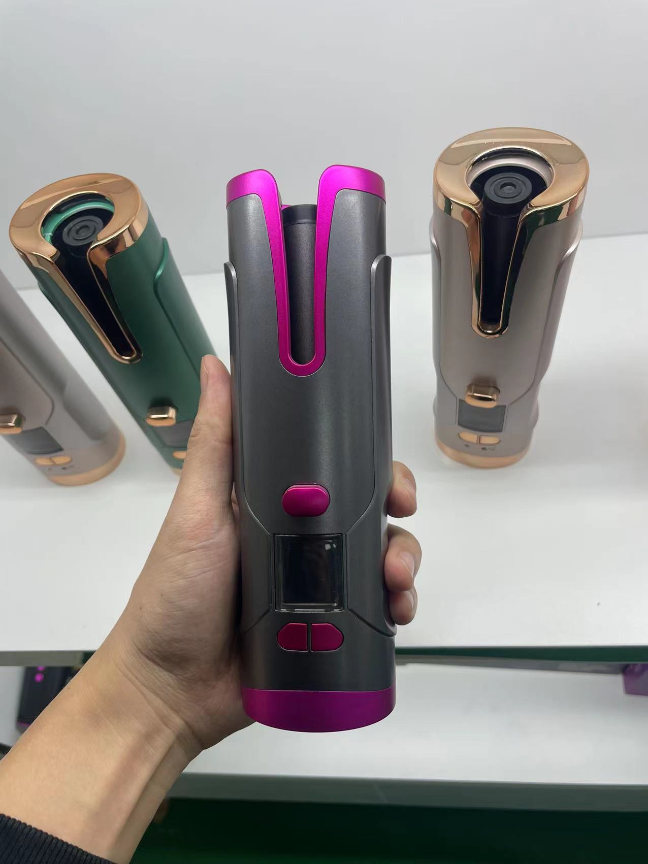 CurlaWave Pro - Cordless Automatic Curling Iron